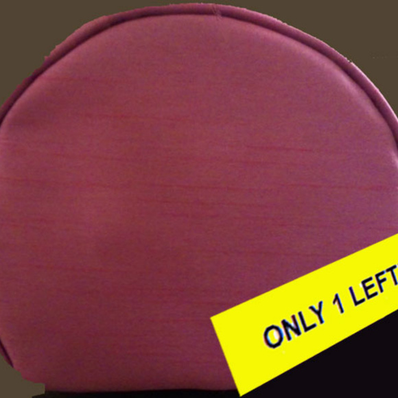 *FREE* ---  Cosmetic Case - Picture 3 of 3